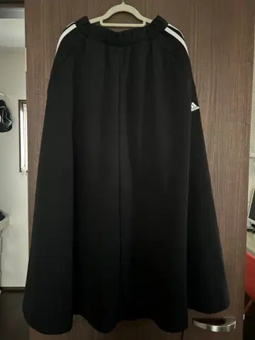 adidas 플레어 스커트