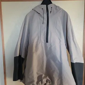 미라 오웬 후드 부착 점퍼