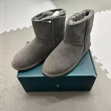 EMU 그레이 어그 부츠