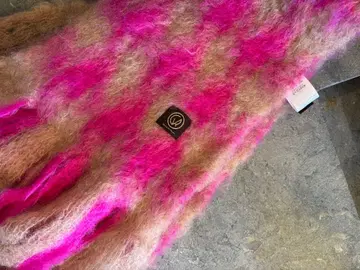 MANTAS EZCARAY 모헤어 머플러 ( 핑크 x 베이지 )