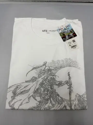 [ 미사용 새상품 ] 유니클로 파이널 판타지 14 콜라보 T셔츠 XL