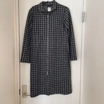 agnis b. 체크 무늬 롱 코트 사이즈 1