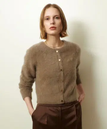 새상품 알아바일 가디건 니트 캐시미어 블렌드 퍼 모카