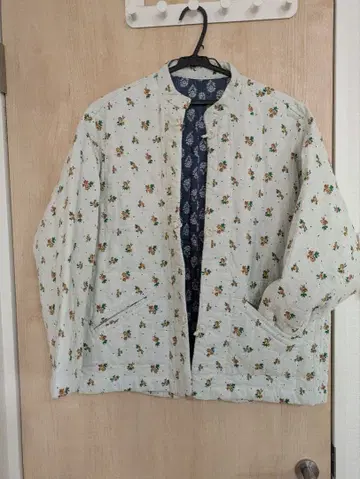 프릭스스토어 꽃무늬 퀼팅 자켓