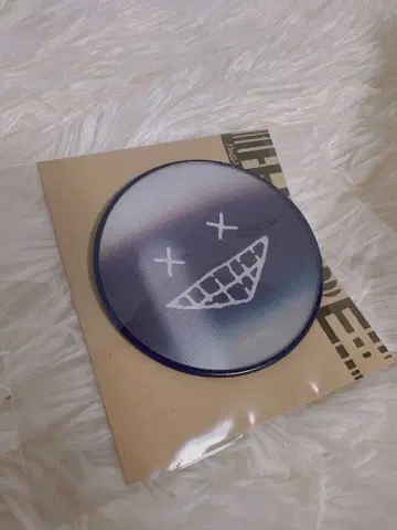 HYPE 이중성 배지