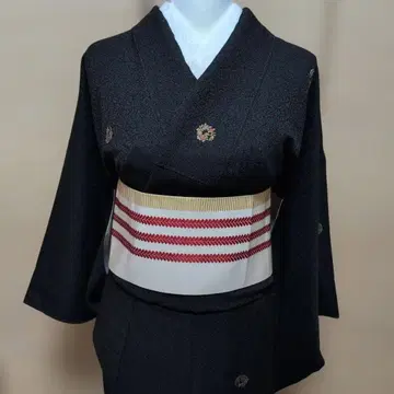 토비 코몬 블랙