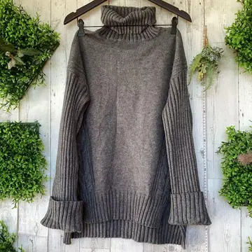 평평하게 놓았을 때 가슴 너비 57