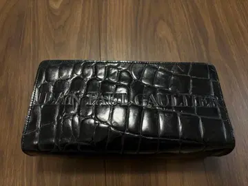 고티에 GAULTIER 크로커다일풍 블랙 클러치백