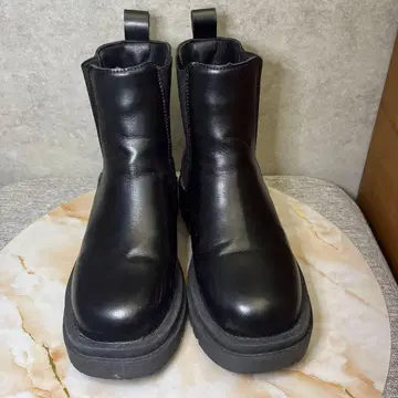 통굽 가죽 사이드 고어 부츠 S 사이즈