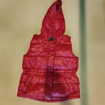 GAP 후드 부착 와인 레드 퀼팅 다운 베스트