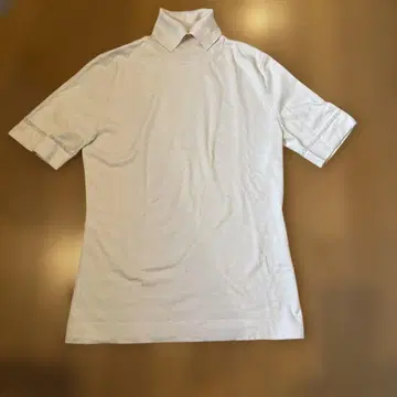 화이트 하이넥 반팔 니트 foxey new york