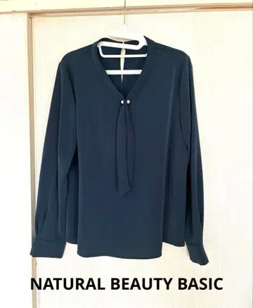 펄 포인트 보타이 블라우스 네이비 M 새상품급