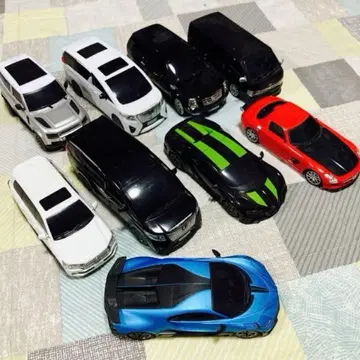 미니카 알파 로메오 메르세데스 부가티 랜드크루저 캐딜락