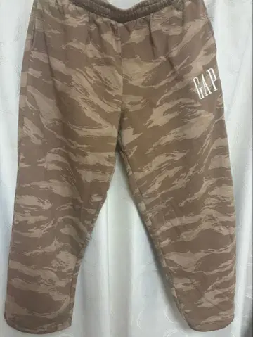 GAP 카모 패턴 조거 팬츠 브라운