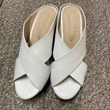 화이트 크로스 스트랩 웨지 샌들 24cm