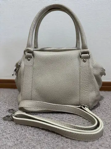 BEVIN I 가죽 숄더백 그레이지