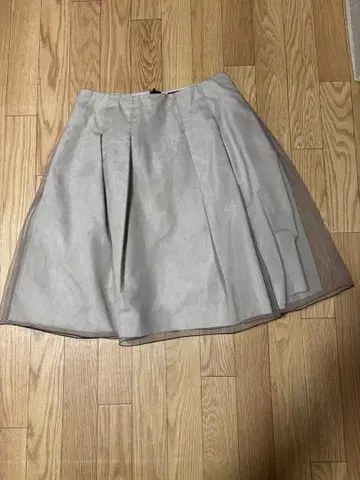 새상품급 AMACA 샤샤 스커트