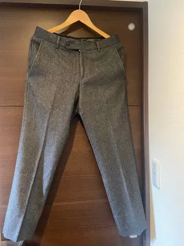 INTERMEZZO 그레이 슬랙스 투 턱