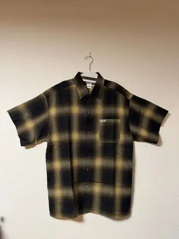 Cal Top 반팔 옴브레 셔츠 브라운 S 사이즈