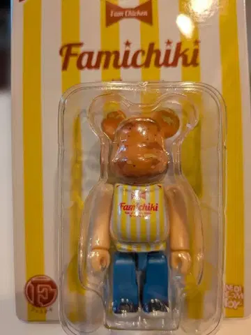 베어브릭 파미치키 훼미리마트 메디콤토이