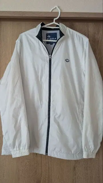 FIDRA 풀 지퍼 자켓 L 사이즈 화이트