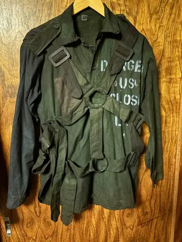 하네스 부착 파라슈트 셔츠 DANGER