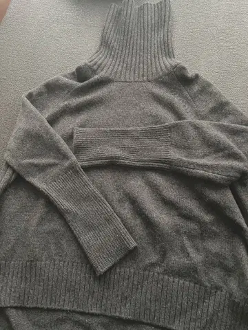 새상품급 갈랴르다 가란데 다크 그레이 빅 스웨터