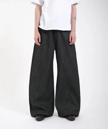 Regen Glanz 셀비지 배기 데님 xs 사이즈