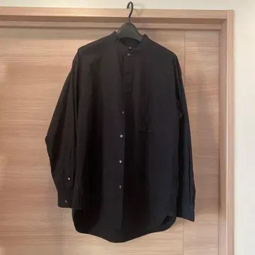 +J 블랙 M 사이즈 긴팔 셔츠