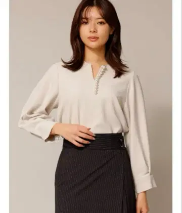 토널 펄 키넥 블라우스
