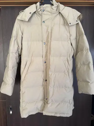 맥레거 베이지 후드 부착 다운 자켓