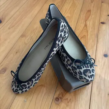 RODESKO 레오파드 무늬 리본 포함 플랫슈즈