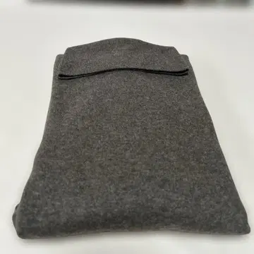 유니클로 캐시미어 터틀 스웨터 XL