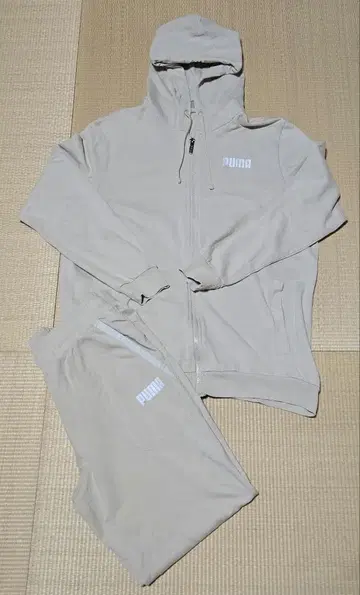 PUMA 후드 부착 저지 세트 베이지