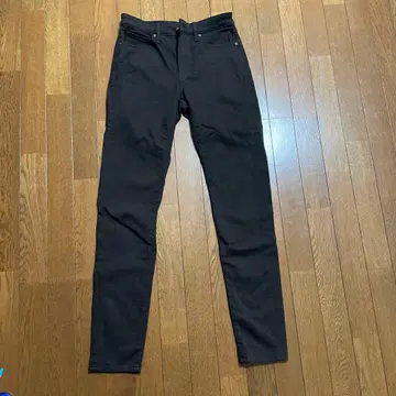 유니클로 울트라 스트레치 청바지 321-459686 블랙