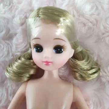 리카짱 인형 본체
