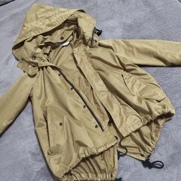 ZARA 베이지 모즈 코트 S