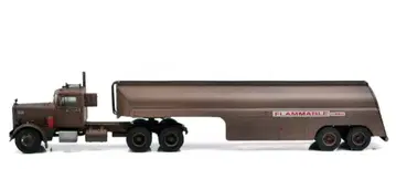 1955 피터빌트 281 니들노즈 위드 탱커 '격돌!'