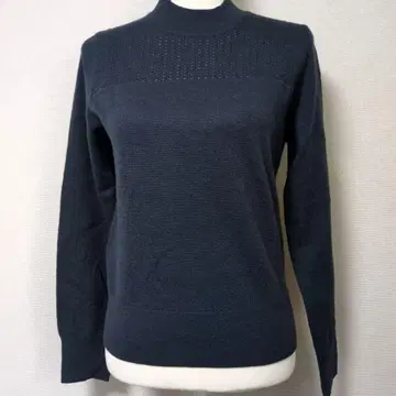 [ 새상품 ] 다크 네이비 하이넥 니트 스웨터
