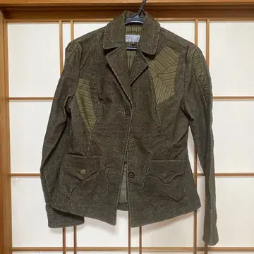 카키 테일러드 자켓