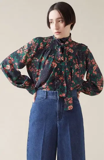 마르티니크 보타이 블라우스