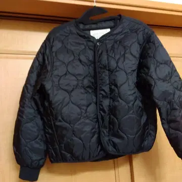 블랙 퀼팅 봄버 자켓