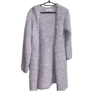 새상품급 더즈린 샤기 니트 가디건 프리 사이즈 연보라