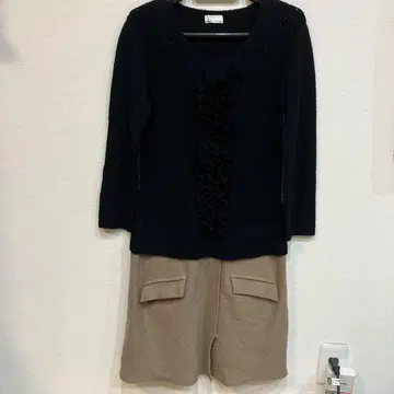 루카 LUCA 프릴 니트 원피스