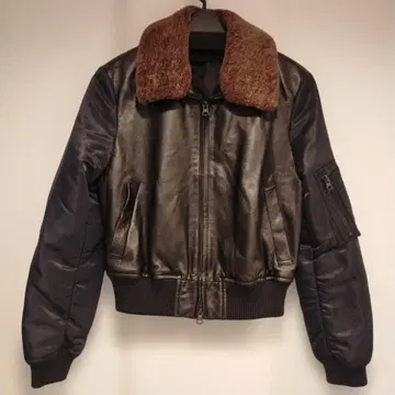 오프닝 세레모니 블루종 가죽 자켓