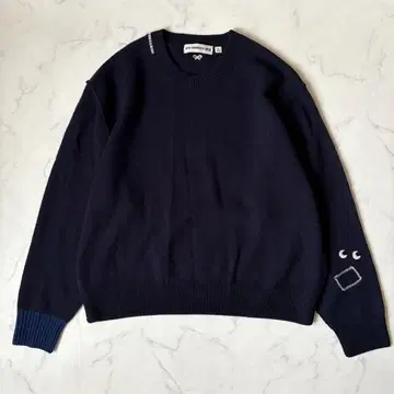유니클로 아냐 핸드마치 프리미엄 라무 크루넥 스웨터 네이비 XL