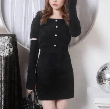 michellMacaron 미셸 마카롱 컷 슬리브 니트 원피스