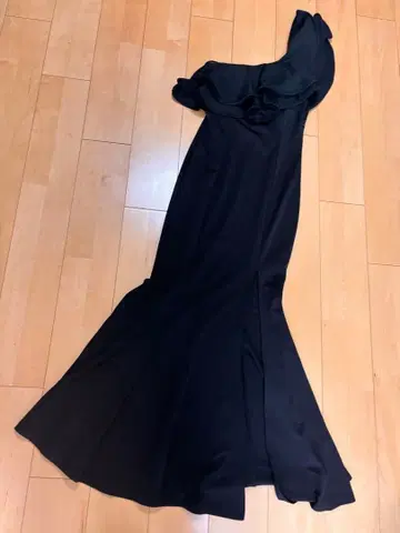 블랙 원숄더 머메이드 드레스 M