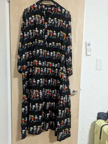 개성있는 컬러풀 피플 패턴 롱 셔츠 원피스