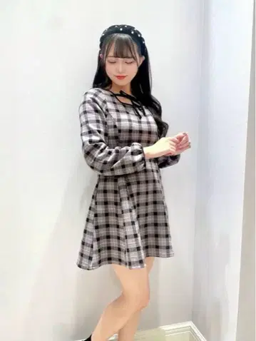 evelyn 체크 핏 OP 차콜